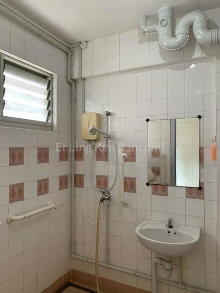 4 Room (4A) HDB for Sale in  532 Serangoon North Avenue 4 - Image 3