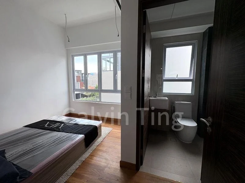 5 Bed Semi-Detached House (Landed) for Sale in  Toh Estate - Image 3