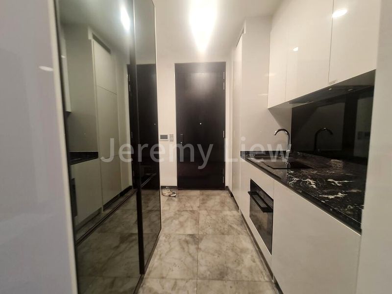 2 Bed Condo for Rent in  Beach Road - Image 4