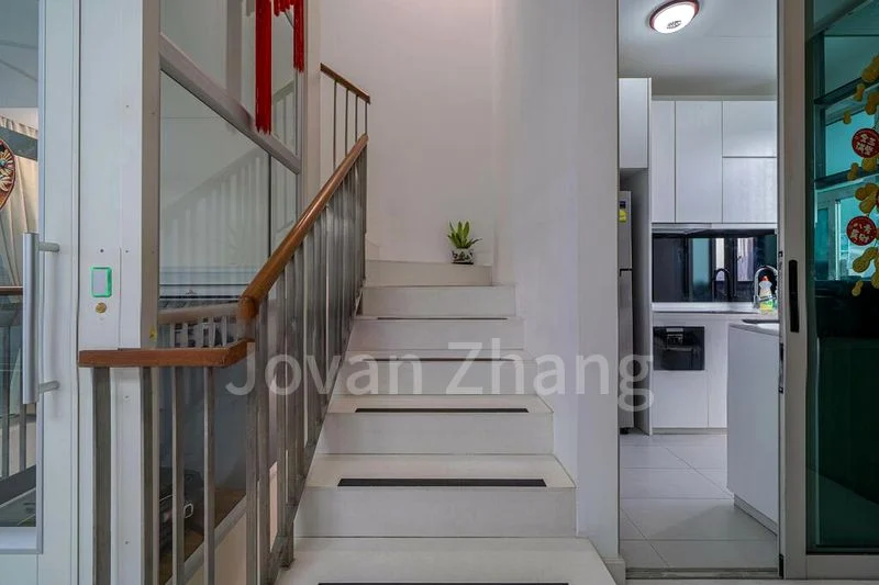 4 Bed Cluster House (Landed) for Sale in  Newest - Image 8