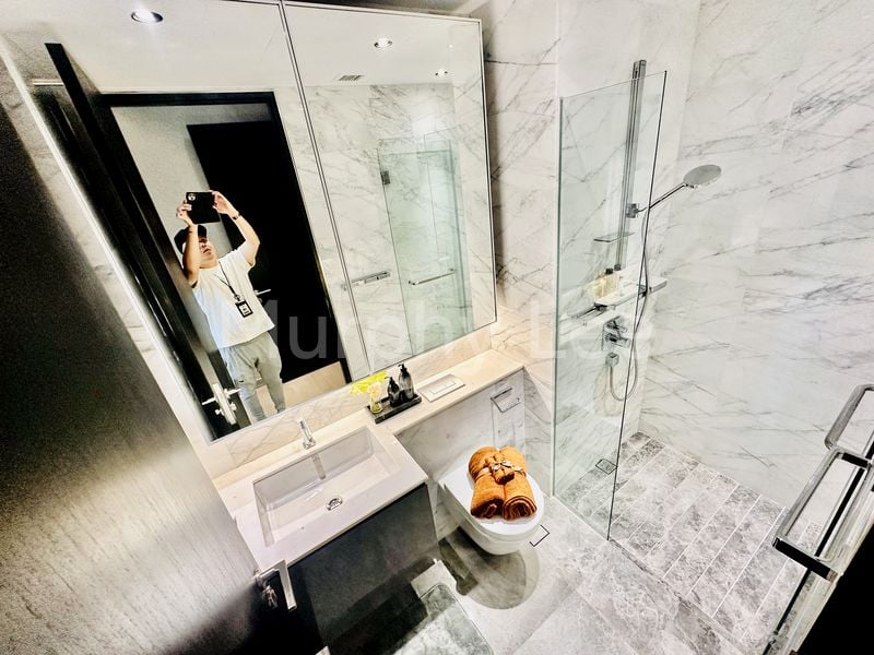 3 Bed Apartment (Condo) for Sale in Midtown Bay - Image 32