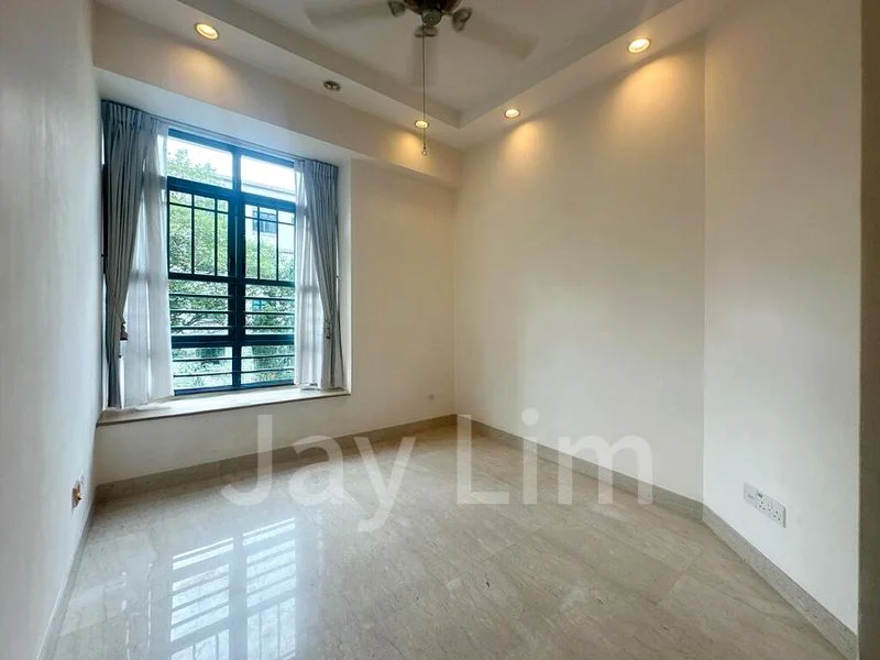4 Bed Condo for Rent in  The Hillside - Image 4