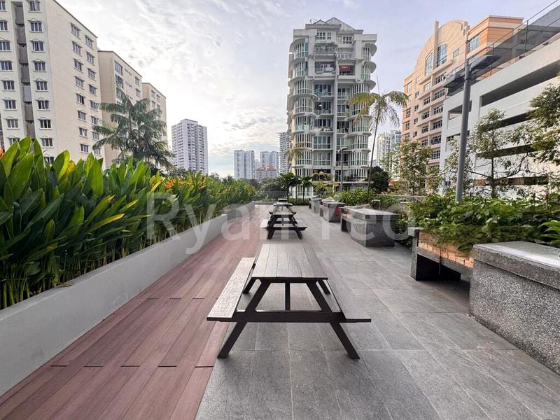3 Bed Condo for Sale in Regent Residences - Image 8