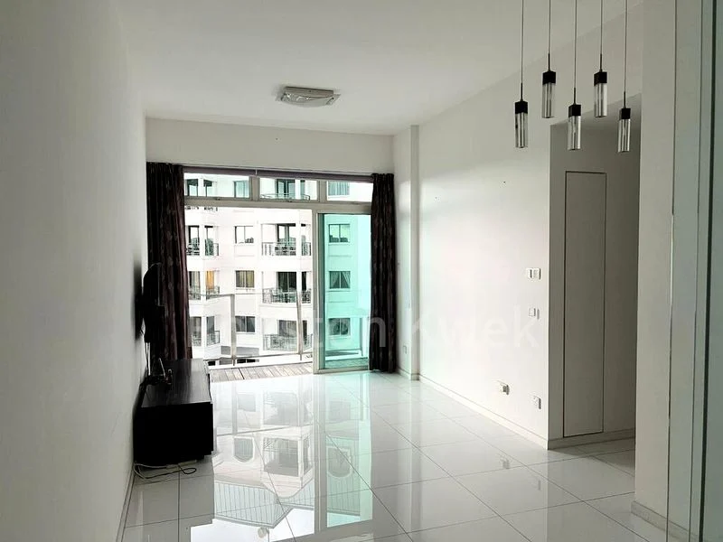 2 Bed Condo for Rent in  The Cascadia - Image 6