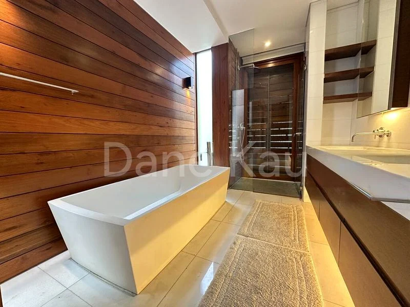 4 Bed Bungalow (Landed) for Sale in Ocean Drive - Image 6