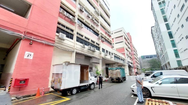 Light Industrial (B1) for Rent: Kapo Factory Building - Image 8