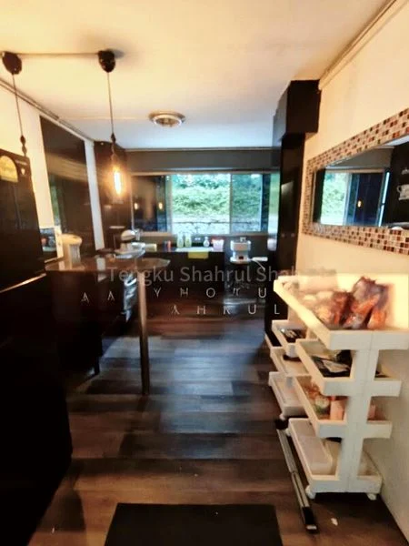 4 Room (4I) HDB for Sale in  6 Farrer Road - Image 2