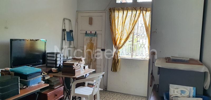 4 Bed Semi-Detached House (Landed) for Sale in  Spring Park Estate - Image 5