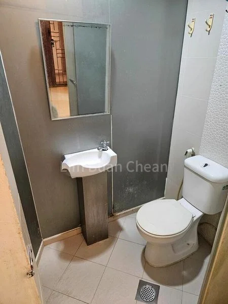 Room (Condo) for Rent in  Bishan 8 - Image 1