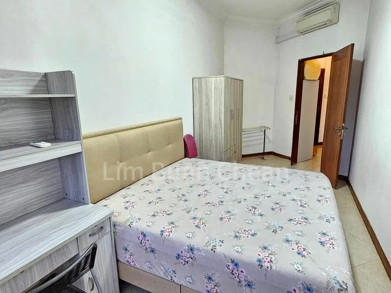 Room (Condo) for Rent in  Bishan 8 - Image 6