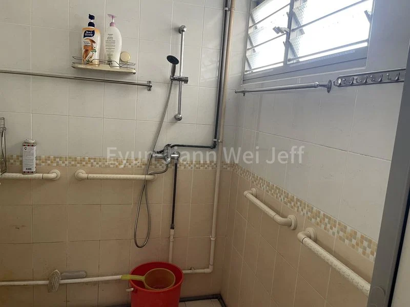 Master Room (HDB) for Rent in 209 Jurong East Street 21 - Image 4