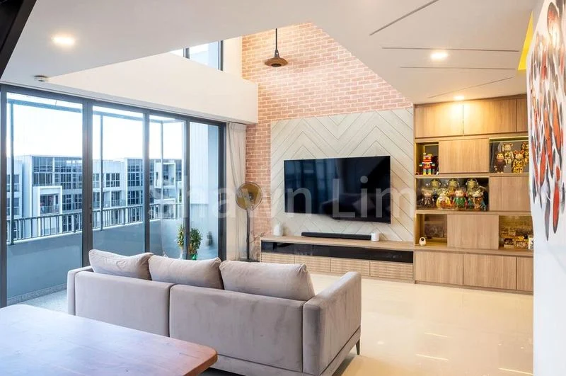 4 Bed Executive Condo for Sale in  Prive - Image 1