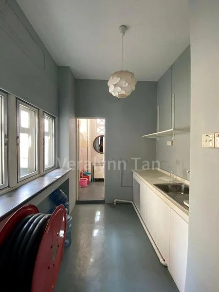 Shop / Shophouse for Rent: Sago Street - Image 2