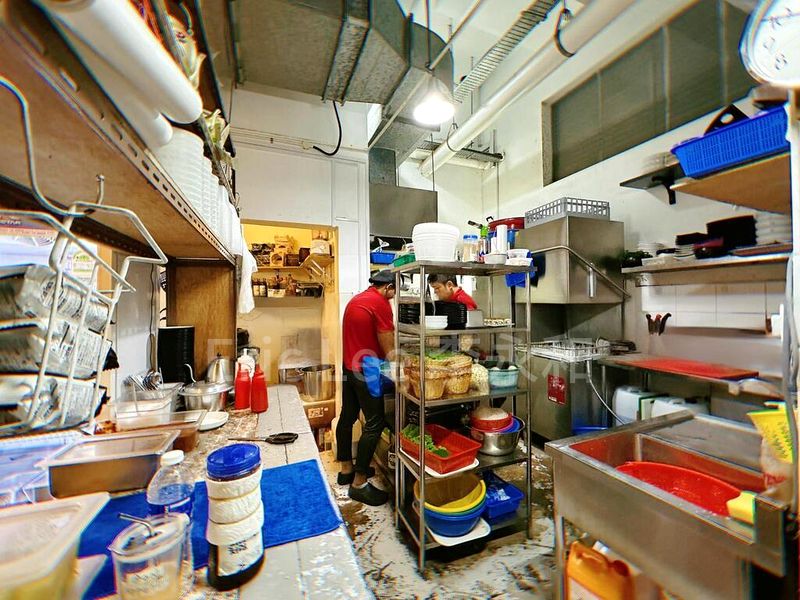 Other Retail for Sale: THe Hillford - Image 2