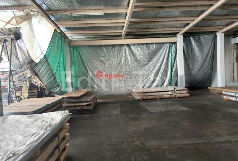 Factory / Workshop (B2) for Sale: Single-Storey Senoko Factory with Long Lease Tenure - Image 1