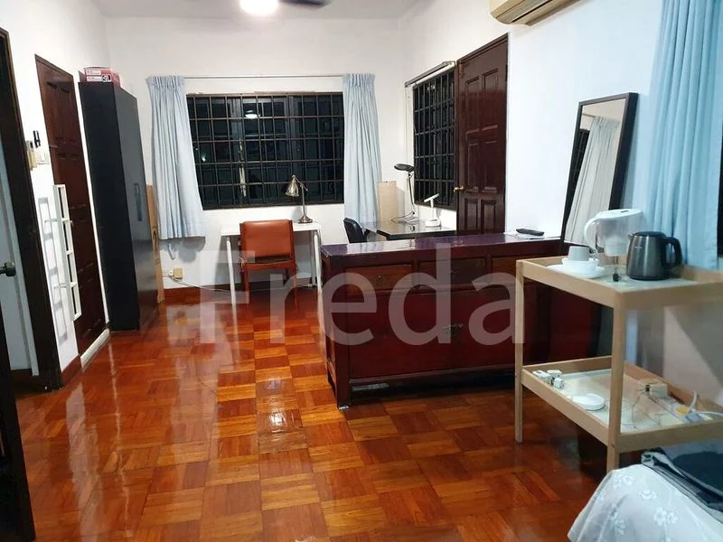 Room (Landed) for Rent in  Watten Estate - Image 8