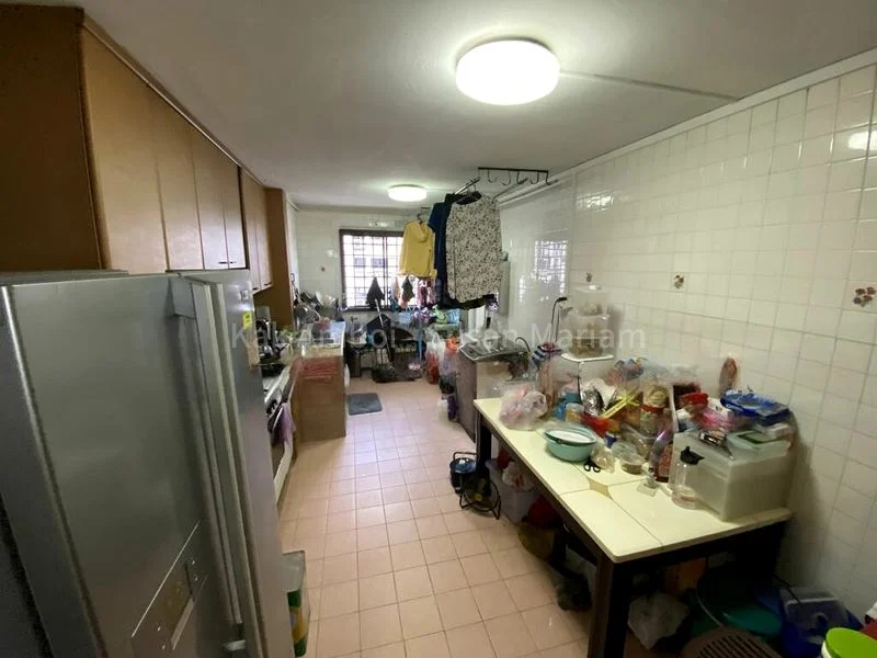 3 Room (3NG) HDB for Sale in  47 Teban Gardens Road - Image 1