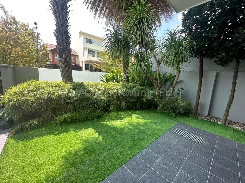 5 Bed Semi-Detached House (Landed) for Rent in  Bedok Pesari - Image 12