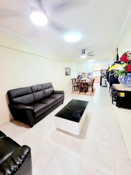 3 Room (3NG) HDB for Rent in  703 Yishun Avenue 5 - Image 4