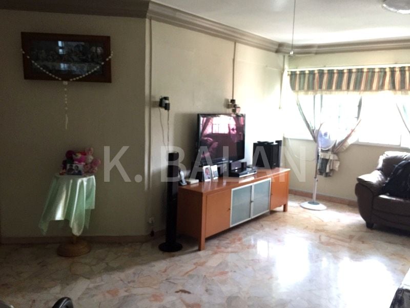 Common Room (HDB) for Rent in  215 Serangoon Avenue 4 - Image 2
