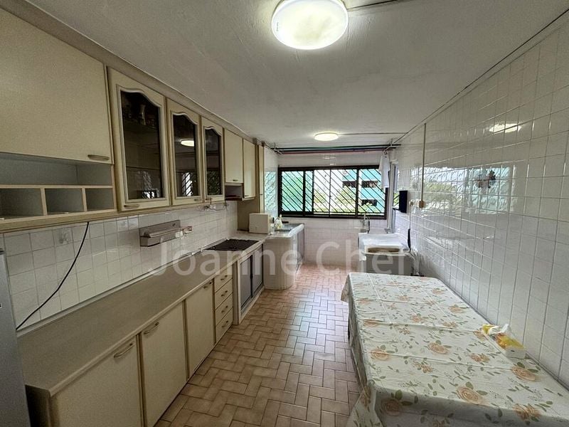 3 Room (3NG) HDB for Rent in  211 Yishun Street 21 - Image 2