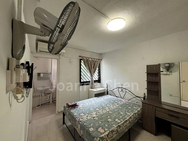 3 Room (3NG) HDB for Rent in  211 Yishun Street 21 - Image 1