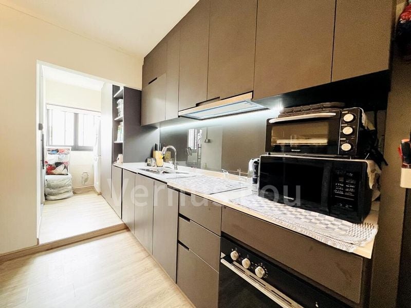 4 Room (4A) HDB for Rent in  156 Lorong 1 Toa Payoh - Image 4