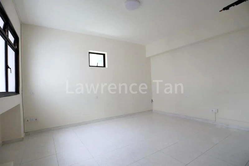 Executive HDB for Rent in  287A Jurong East Street 21 - Image 4