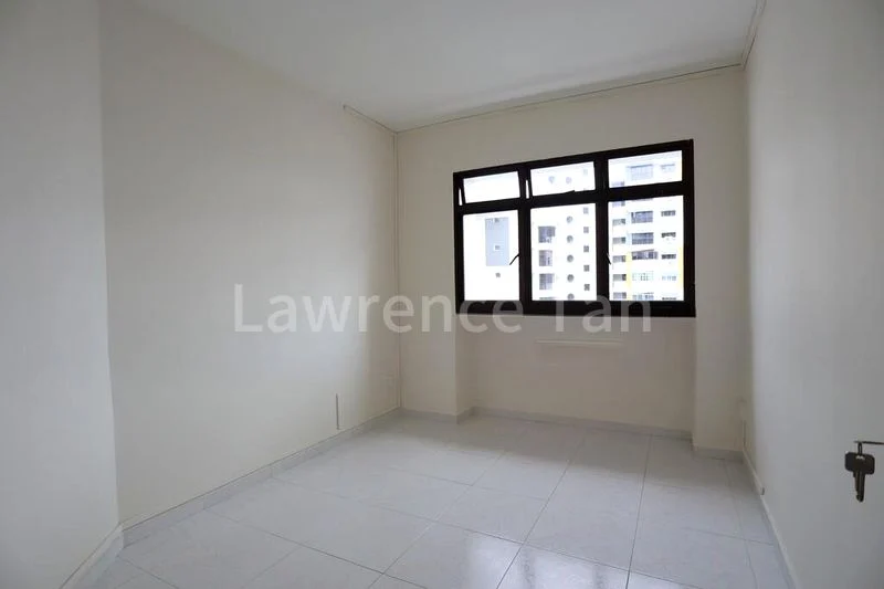 Executive HDB for Rent in  287A Jurong East Street 21 - Image 8