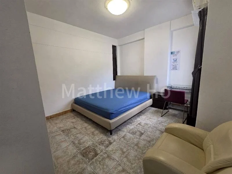 Master Room (Condo) for Rent in  Moulmein Court - Image 1