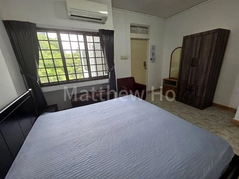 Master Room (Condo) for Rent in  Moulmein Court - Image 8