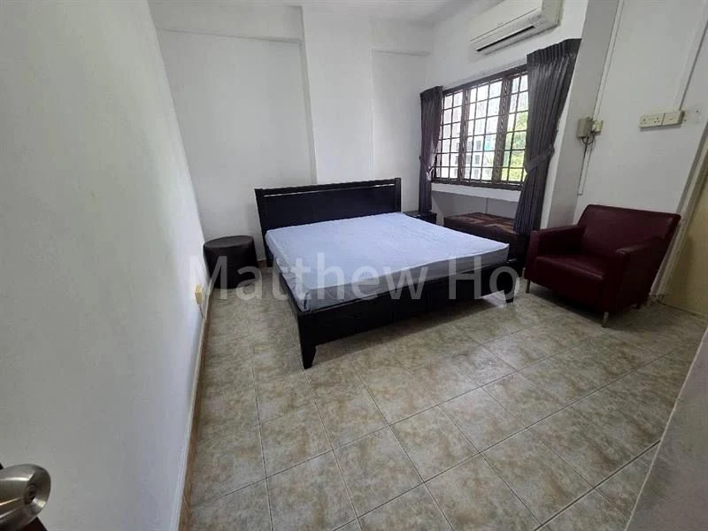 Master Room (Condo) for Rent in  Moulmein Court - Image 7