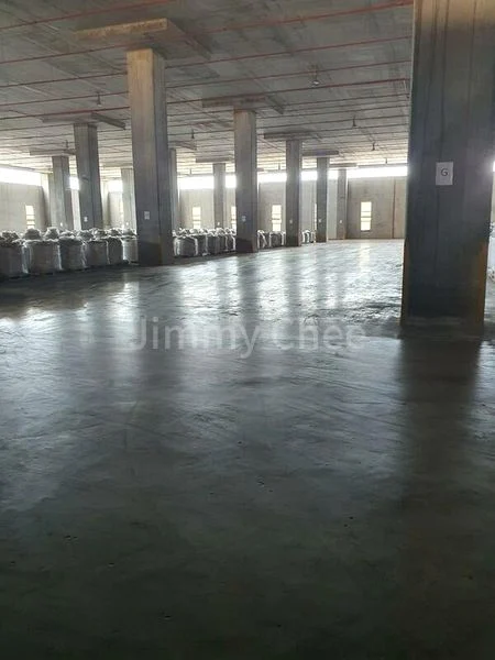 Warehouse for Rent: 8m High Entire Floor Plate | 13 Dedicated Bays - Image 1