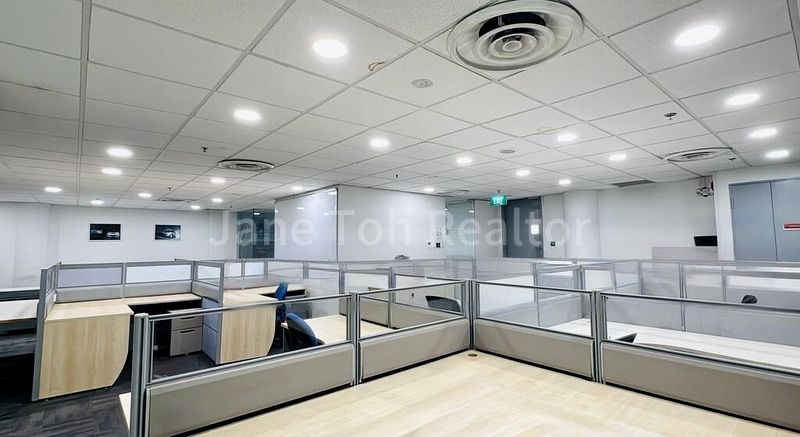 Light Industrial (B1) for Rent: Motor Image (Subaru) - Image 7