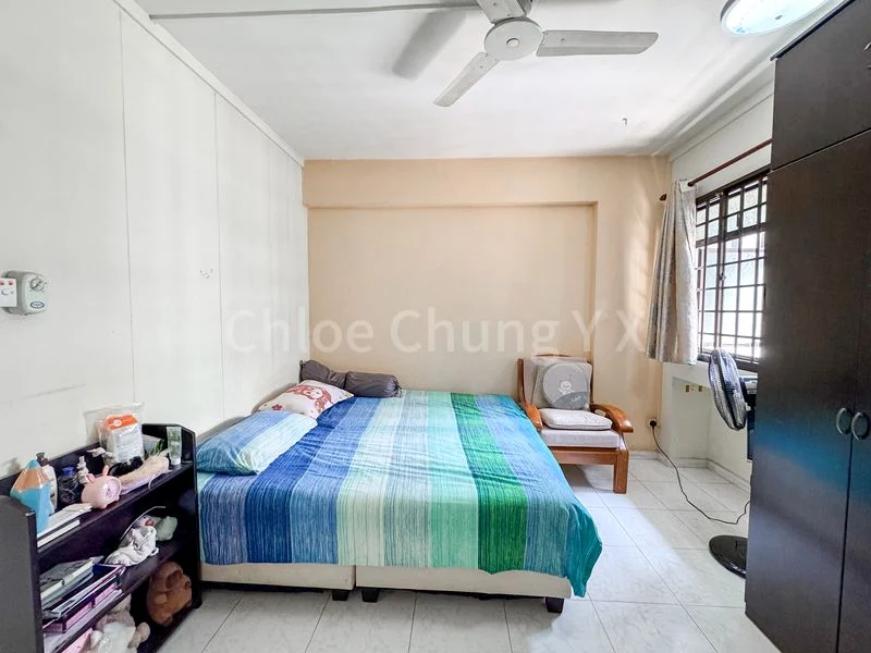 4 Room (4A) HDB for Sale in 740 Woodlands Circle - Image 2