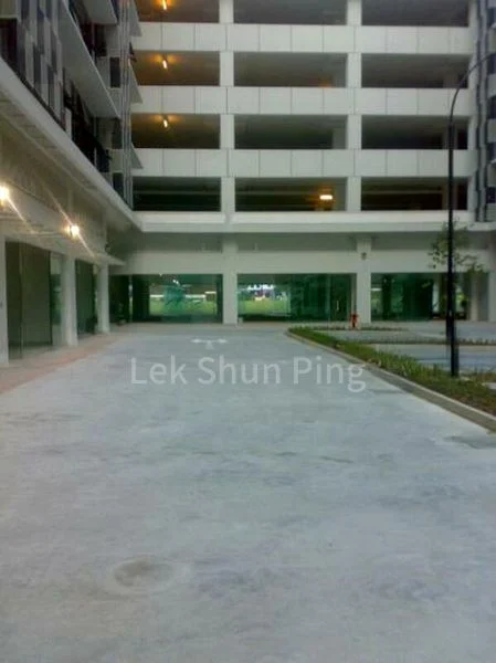 Light Industrial (B1) for Rent: Midview City - Image 1