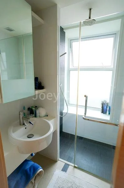 2 Bed Condo for Rent in  Parc Emily - Image 7