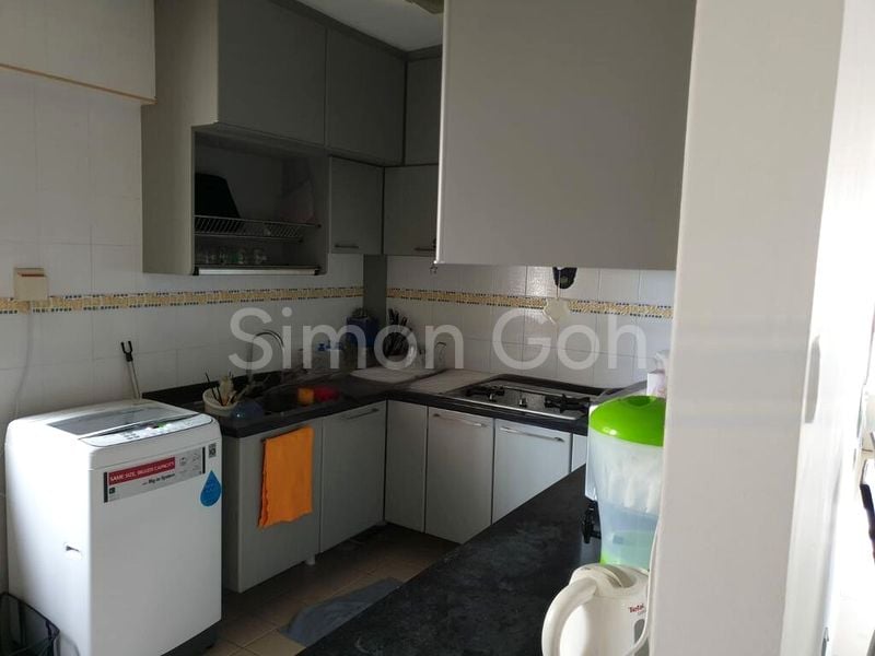 5 Room (5I) HDB for Rent in  403D Fernvale Lane - Image 3
