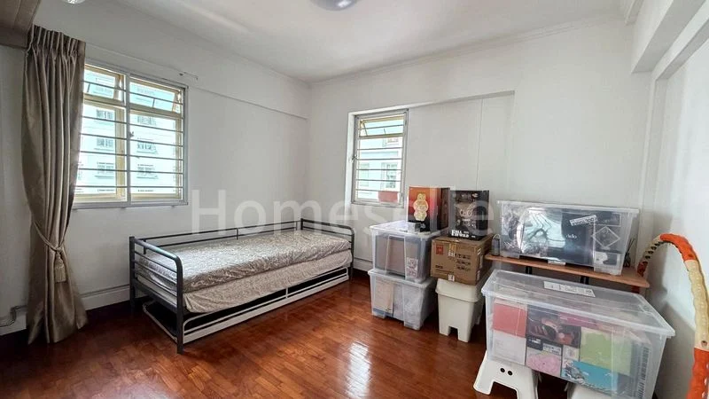 Premium HDB for Sale in 132 Edgedale Plains - Image 6