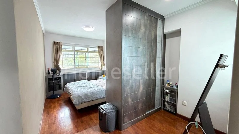Premium HDB for Sale in 132 Edgedale Plains - Image 5