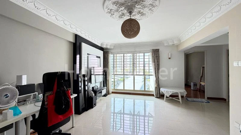 Premium HDB for Sale in 132 Edgedale Plains - Image 1