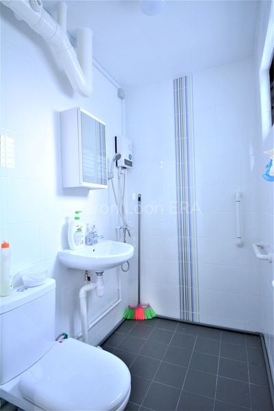 4 Room HDB for Rent in  516 Hougang Avenue 10 - Image 5