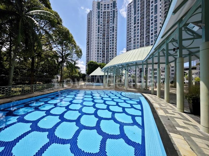 4 Bed Condo for Sale in  Guilin View - Image 3