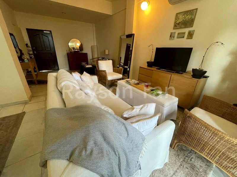 4 Bed Condo for Rent in Wilmer House - Image 2