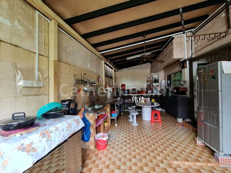 5 Bed Semi-Detached House (Landed) for Sale in  Happy Park - Image 6