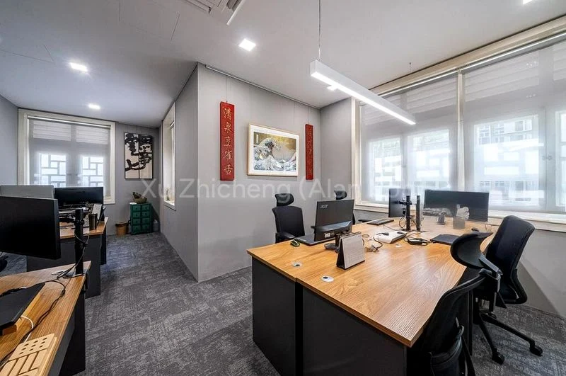 Office for Sale: Emerald Garden - Image 3