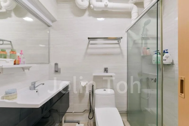 5 Room (5I) HDB for Sale in 126A Edgedale Plains - Image 8