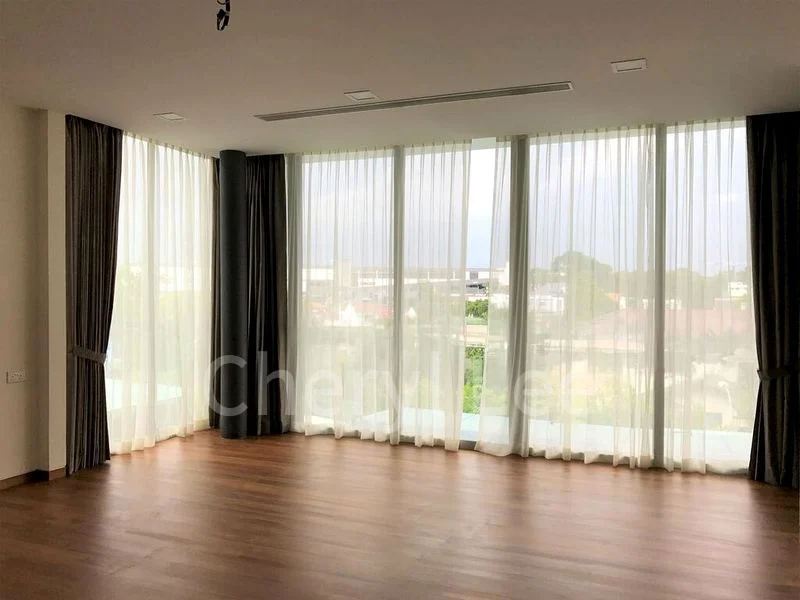 7 Bed Bungalow (Landed) for Rent in  Toh Estate - Image 2