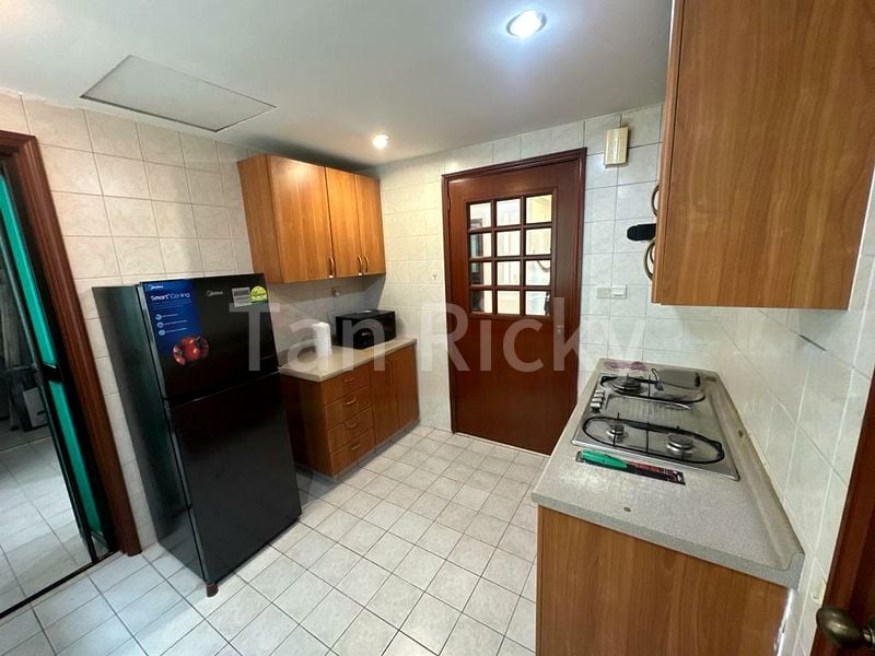 Common Room (Condo) for Rent in Hazel Park Condominium - Image 10