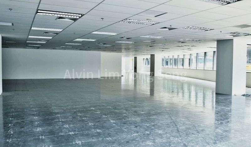 Office for Rent: Odeon Towers - Image 3